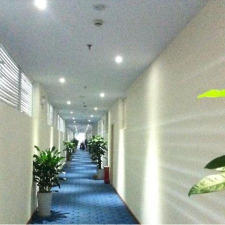 7 Days Inn Chengdu East Railway Station West Squar المظهر الخارجي الصورة